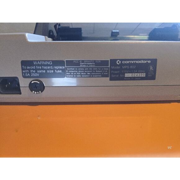 Commodore MPS-802 Dot Matrix Printer Vintage Computer Peripheral w/ User Guide - Picture 7 of 9